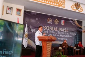 PJ Bupati Tulang  Bawang Drs.Qudrotul Ikhwan.MM Menghadiri Acara Sosialisasi Optimalisasi Peran Tugas Fungsi BPK dan DPR di Gedung Serba Guna