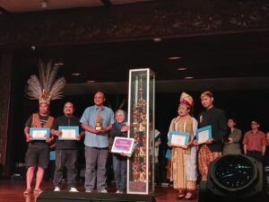 Di Bawah Binaan Ibu Herlina Wati Qodrartul Ikhwan Team Seni Tulang Bawang Provinsi Lampung Masuk 5 Besar Se-Indonesia di TMII Jakarta