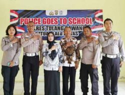 Gelar Police Goes To School di SMP Negeri 2 Banjar Baru, AKP Khoirul Harapkan Ini Kepada Para Pelajar